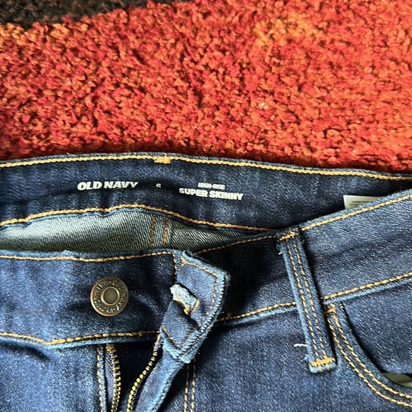 Woman’s straight legs jeans sz 6 - Picture 2 of 3